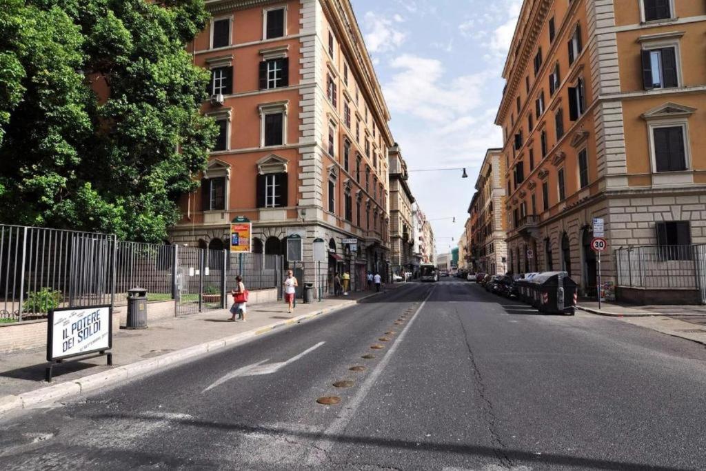 Flatinrome Termini 2 Grande Appartamento Luminoso In Centro Экстерьер фото